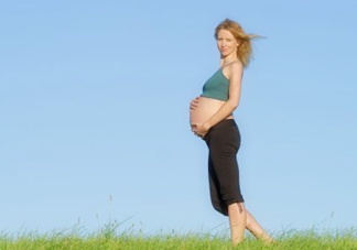 順產(chǎn)前做什么運動生得快？順產(chǎn)前吃什么有助分娩？