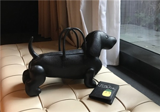 thom browne小狗包包多少錢？thom browne狗狗包價(jià)格