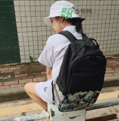 sprayground翅膀書包多少錢？sprayground雙肩包什么價位？