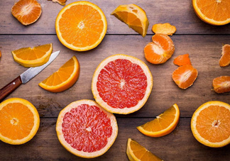 橙子是橘子跟什么水果的雜交品種？橙子是上火還是下火？