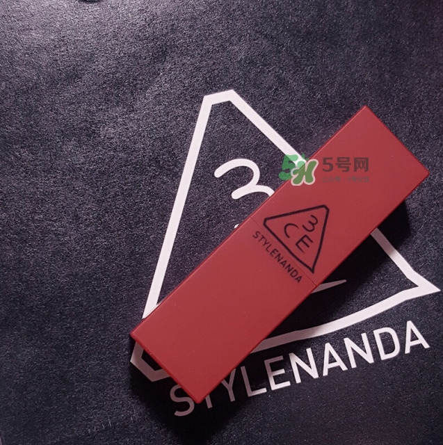 3ce生產(chǎn)日期怎么看_3ce生產(chǎn)批號怎么查詢 3ce生產(chǎn)日期怎么看_3ce生產(chǎn)批號怎么查詢