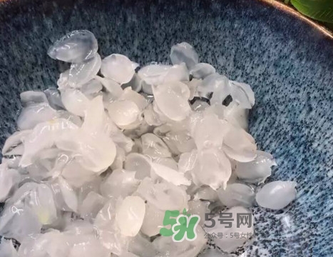 皂角米可以直接煮嗎？皂角米和什么一起煮好