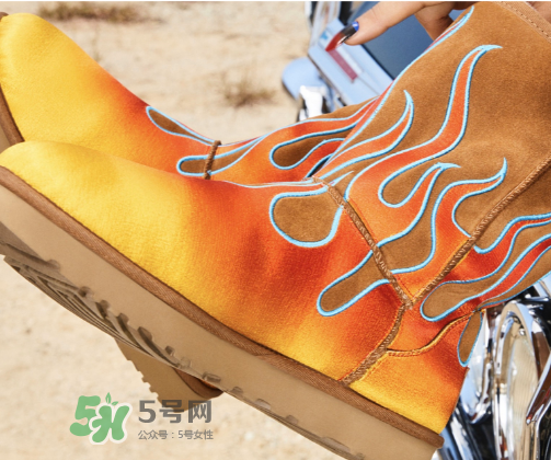 ugg與jeremy scott聯(lián)名上腳效果怎么樣_實(shí)物好看嗎？