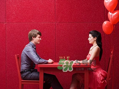 女生怎么撩男生？女生如何追到男神？