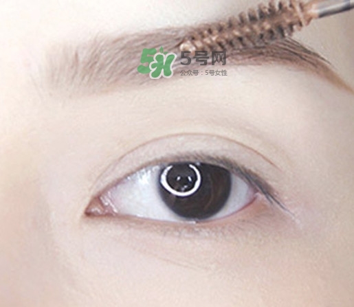 煙熏妝怎么畫？煙熏妝的畫法步驟圖解