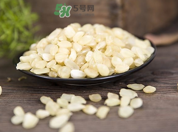 皂角米有沒(méi)有美容功效？吃皂角米美容靠不靠譜？