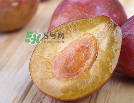 新鮮西梅好吃嗎？新鮮西梅什么味道