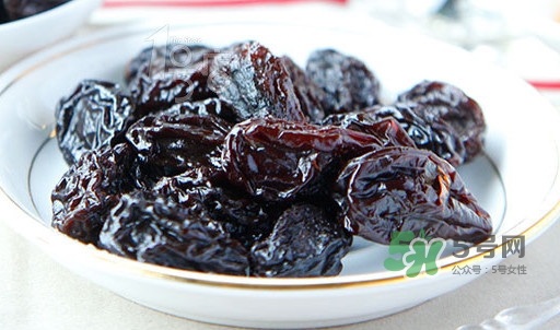 西梅一次多少合適？西梅一天吃幾個(gè)最好