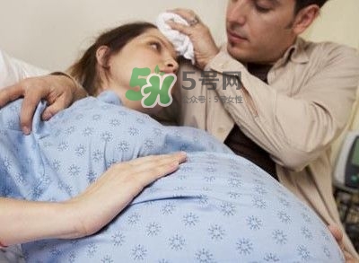 順產(chǎn)時(shí)要注意什么？順產(chǎn)后要注意哪些事項(xiàng)？