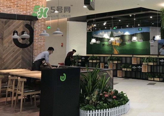 海底撈一頓大概多少錢？海底撈貴嗎