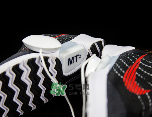 nike hyperadapt 1.0怎么充電？耐克自動(dòng)系鞋帶鞋要充電嗎？