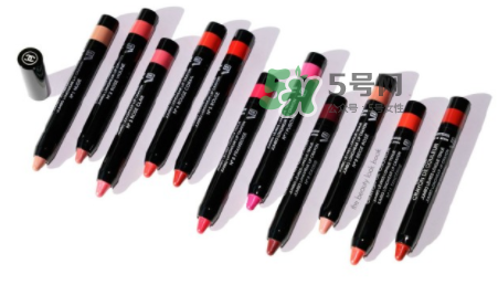 香奈兒唇膏筆2017款怎么用？香奈兒唇膏筆好用嗎？