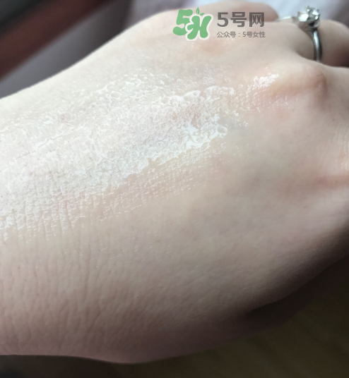 薇姿水光煥白精華水怎么樣？薇姿水光煥白精華水好用嗎？