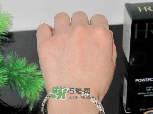 綠寶瓶和小棕瓶哪個好？綠寶瓶和小棕瓶對比