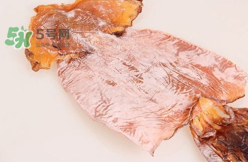 魷魚干能帶上飛機(jī)嗎？魷魚干可以放冰箱嗎