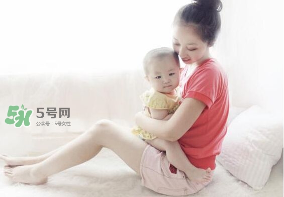 分娩后體重減多少正常？生完孩子后體重會下降多少？