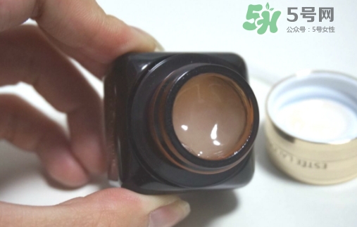 小棕瓶和百優(yōu)眼霜哪個好？小棕瓶眼霜和百優(yōu)眼霜對比