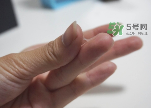 小棕瓶和百優(yōu)眼霜哪個好？小棕瓶眼霜和百優(yōu)眼霜對比