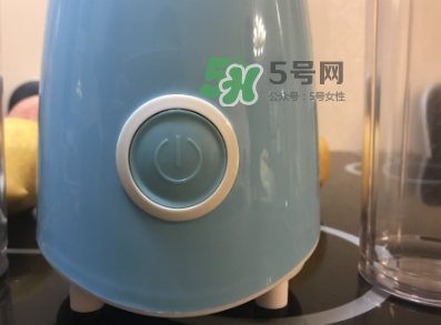 康佳榨汁機(jī)使用方法 康佳榨汁機(jī)如何使用 康佳榨汁機(jī)使用方法 康佳榨汁機(jī)如何使用