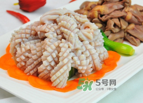 焯魷魚是冷水還是開水？魷魚為什么要焯水