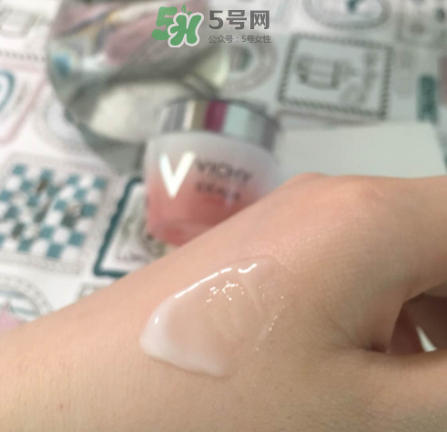 薇姿水光煥白乳霜怎么樣？薇姿水光煥白乳霜好用嗎？