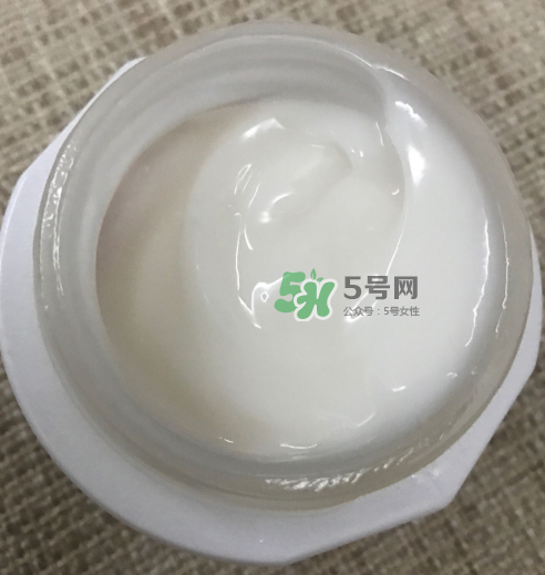薇姿水光煥白乳霜怎么樣？薇姿水光煥白乳霜好用嗎？