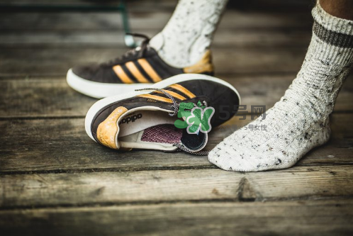 adidas munchen啤酒節(jié)主題運(yùn)動(dòng)鞋在哪買_什么時(shí)候發(fā)售？