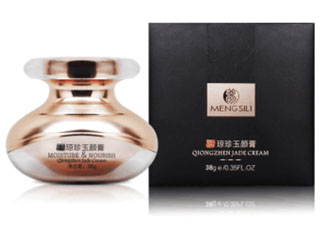 夢(mèng)詩麗天璽瓊珍玉顏膏怎么樣？夢(mèng)詩麗天璽膏有激素嗎？