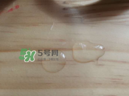 悅木之源菌菇水是爽膚水嗎？悅木之源菌菇水是精華嗎