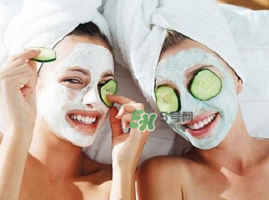 面膜怎么看有沒有熒光劑？哪些面膜有熒光劑？