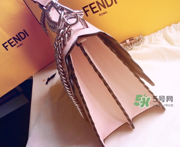 芬迪kan i手袋真假怎么辨別_fendi kan i手袋真假對(duì)比圖 芬迪kan i手袋真假怎么辨別_fendi kan i手袋真假對(duì)比圖