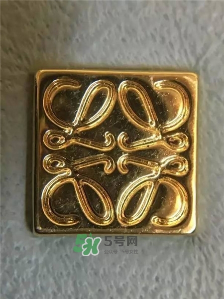 羅意威puzzle包真假怎么辨別_loewe puzzle包真假對(duì)比圖 羅意威puzzle包真假怎么辨別_loewe puzzle包真假對(duì)比圖