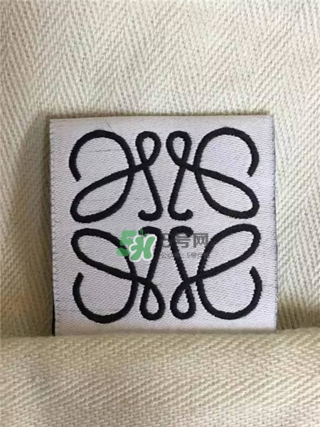 羅意威puzzle包真假怎么辨別_loewe puzzle包真假對(duì)比圖 羅意威puzzle包真假怎么辨別_loewe puzzle包真假對(duì)比圖