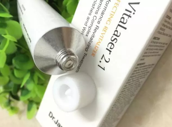 dr.jart V7蒂佳婷激光霜測(cè)評(píng) 蒂佳婷激光霜真假辨別 dr.jart V7蒂佳婷激光霜測(cè)評(píng) 蒂佳婷激光霜真假辨別