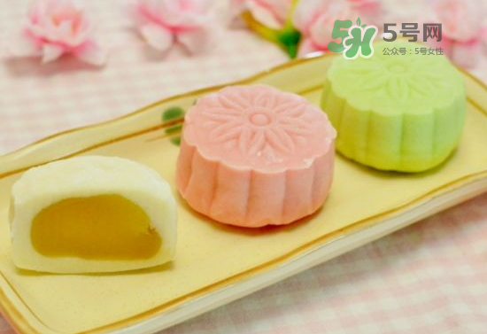 冰皮月餅為什么皮硬？冰皮月餅不變硬配方