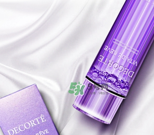 黛珂紫蘇水和cpb水磨精華哪個(gè)好？紫蘇水和cpb水磨搭配