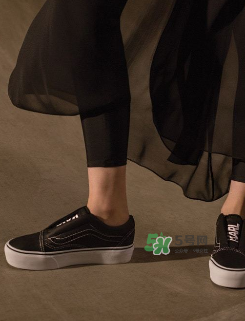 vans與老佛爺karl lagerfeld聯(lián)名鞋子上腳效果怎么樣？