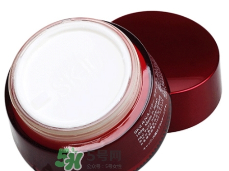 sk2大紅瓶和小紅瓶哪個(gè)好？sk2大紅瓶和小紅瓶區(qū)別