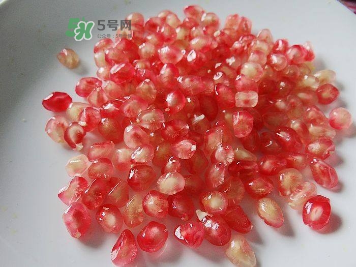吃石榴籽有什么好處？吃石榴籽有副作用嗎？