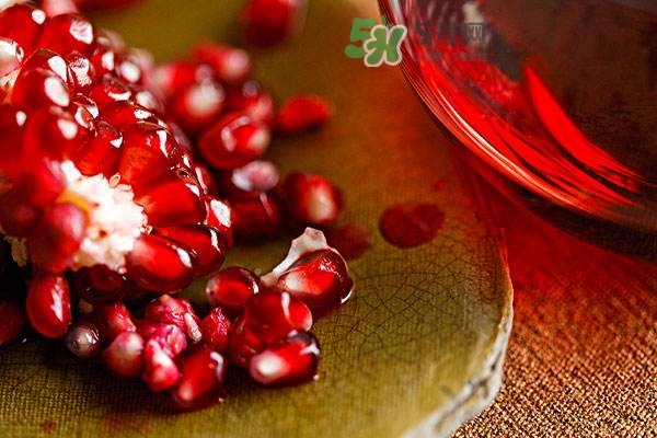 吃石榴籽有什么好處？吃石榴籽有副作用嗎？