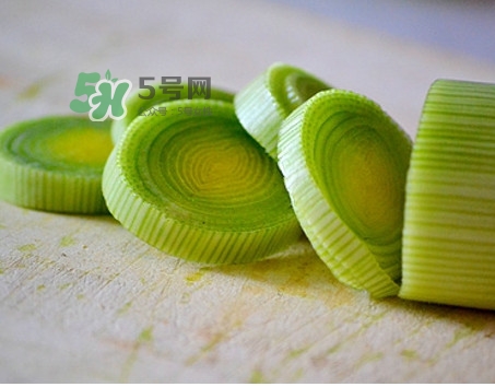 大蔥可以放冰箱嗎？大蔥可以放多久