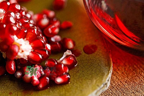 石榴不能和什么一起吃？石榴哪些人不能吃？