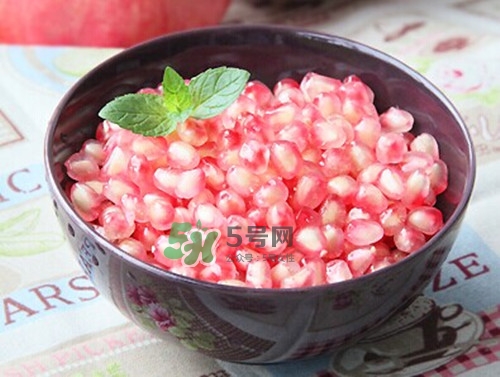 石榴怎么剝方便？怎么快速剝石榴？