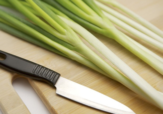 大蔥怎么去除農(nóng)藥殘留？大蔥怎么清洗干凈