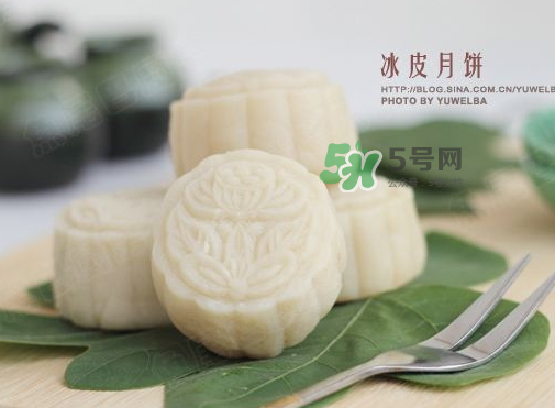 冰皮月餅皮太黏怎么辦？冰皮月餅粘手怎么回事？