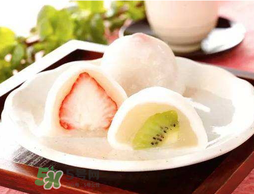 冰皮月餅粉可以做雪媚娘嗎？雪媚娘和冰皮月餅區(qū)別