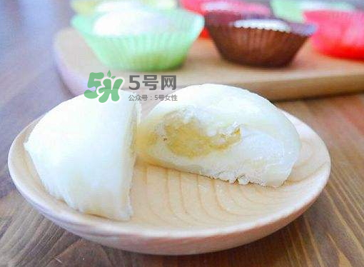 冰皮月餅粉可以做雪媚娘嗎？雪媚娘和冰皮月餅區(qū)別