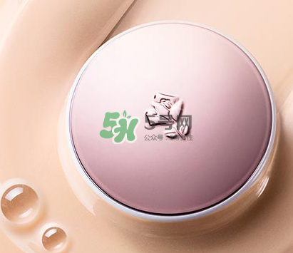 蘭蔻小粉盒怎么用？蘭蔻小粉盒使用方法