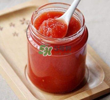 衣服上的番茄醬怎么洗掉？番茄醬如何洗掉