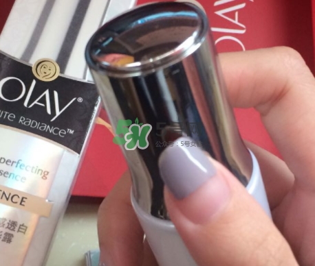 olay小白瓶會長毛嗎？olay小白瓶長黑毛是怎么回事？